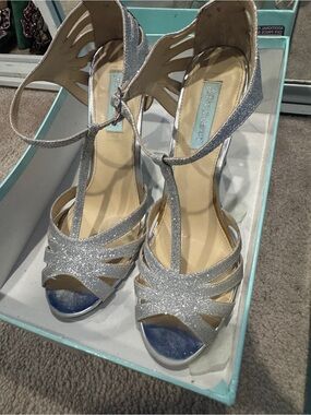 Betsey Johnson Silver Glitter T-Strap Sandals